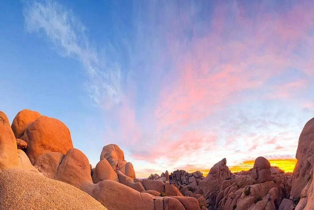 The Desert Nomad Retreat In Joshua Tree Village Exterior photo